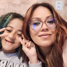 Lily Rocha (@LillyRoch)