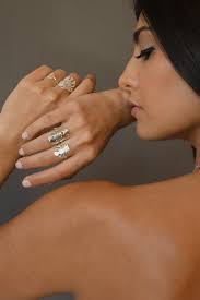 Buenos días... les presentamos MANE ANTU Joyería diseños exclusivos de Daniela  Esparza y Miguel Ángel Candelas! Puede conseguir estos hermosos diseños en  el área artesanal de Feria Verde de Aranjuez todos los