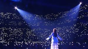 Not only did celine dion win the 1988 eurovision song contest, but she was the first performer on stage in the 1989 eurovision song contest, where she sung the english language song where does my heart beat now?. Celine Dion Zwei Jahre Spater In Zurich Pilatustoday