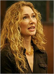 Check spelling or type a new query. For Football Star And His Wife Divorce Doesn T End Battle The New York Times