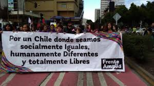 Una fuerza política con opción real de gobernar y de legislar en. Chile Fin Del Bipartidismo Celag