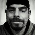 Robert Leiker's Instagram, Twitter & Facebook