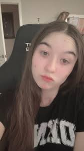 Twitch Streamers Sharing Handles and Schedules for Follow and Interaction