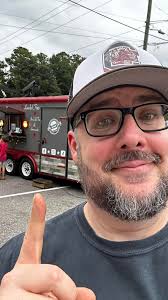 Hey yall don't forget UBER EATS is here and I'll be wrapping up at 3 for  some family time so put in those late lunch orders so you don't spend the  rest