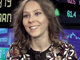 VIDEO ZF LIVE. Roxana Nica, KeysFin: Acum băncile suflă şi în iaurt şi  sunt...