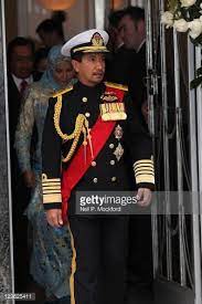 Maybe you would like to learn more about one of these? Sultan Mizan Zainal Abidin Bercerai