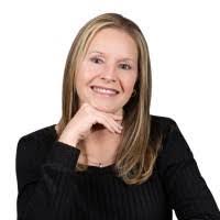 Beth Capps's Instagram, Twitter & Facebook