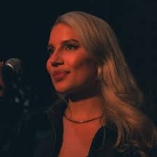 Lauren Steiner (@laurentatyana) • Threads, Say more