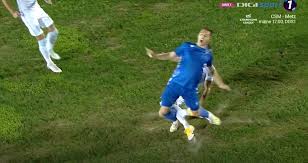 Fcsb / fc voluntari le aujourd'hui à 19:00, liga 1 football. La Voluntari La Fel Ca Pe Arena NaÈ›ionalÄƒ Terenul Nu AratÄƒ Grozav È™i Sunt Cateva PorÈ›iuni De Unde LipseÈ™te Iarba