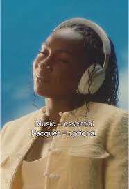 Coco just like us for real 🎧 #cocogauff #sportstiktok #tennis @Coco Gauff