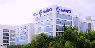 Yapacağınız değerlendirme, bölüm / sınıfınızla ilgili olabileceği gibi, eğitim düzeyi, olanaklarını, artıları, eksileri hatta çevre ve çehresini hakkındaki düşüncelerinizi de dahil edebilirsiniz. Medipol Universitesi Ucretleri Ne Kadar Bolum Bolum Medipol Universitesi Ucretleri 2018 2019