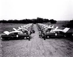 Napi Erdekes 20 Kep Old Police Cars Police Cars City Pictures