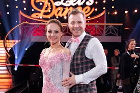 Marta (given name), a feminine given name. Nach Chakall Co So Denkt Marta Uber Tanzpartner Martin Promiflash De