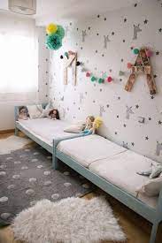 How To Make Multiple Bed Layout Work 6 Shared Kids Room Ideas Paul Paula Kids Rooms Shared Shared Kids Room Kid Room Decor