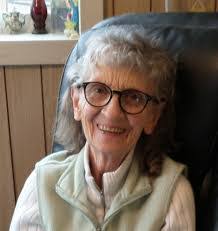 Linda Messer's Instagram, Twitter & Facebook