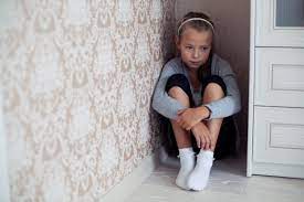 Bad parenting significantly affects kids badly. What Is Bad Parenting According To Science 7 Big Signs