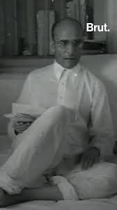 The park is a nice place to sit around. The Life Of Vinayak Damodar Savarkar Brut