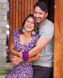 Song lyrics meri kismaton ko mile haath tere phir se lakeerein dikhne lagi. Baarish Ban Jaana Song Cast Singer Lyrics Review And Release Date Telly Flight