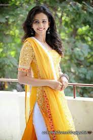 South Indian Actress Wallpapers In Hd Rakul Preet Sing Full Hd Fashion Indian Fashion Indian Celebrities