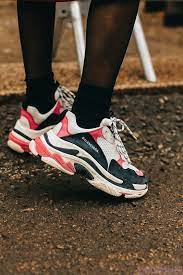 Kadinlar Icin En Guzel Balenciaga Spor Ayakkabi Modelleri Balenciaga Ayakkabi Sneaker Ayakkabilar
