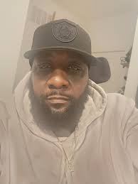 Fellas. Y'all be charging y'all kids moms if they ask for help? For example  you know how to do a break job……. She purchased the parts… Will you charge  her say…$100 Or