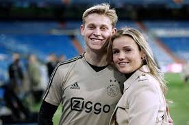 Junior firpo, neto in addition to samuel umtiti. Viva Barca De Jong With His Girlfriend Mikky Kiemeney At Facebook