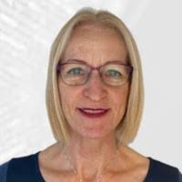 Emma Thorburn's Instagram, Twitter & Facebook