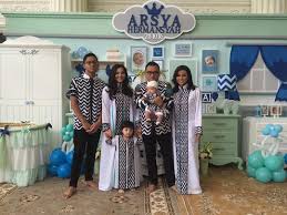 Banyak hal yang membuat kita bangga menjadi anak indonesia. 30 Ide Keren Baju Couple Untuk Acara Aqiqah Ide Baju Couple