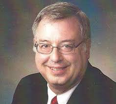 Steve Valentino defeats Jan Regan in city mayoral race