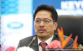 12 fakta yang perlu dinilai mengenai isu Azam Baki