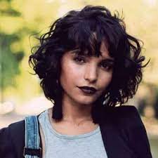 Yes, your type 2 curl pattern is enough. 50 Ravishing Short Hairstyles For Curly Hair Hair Motive