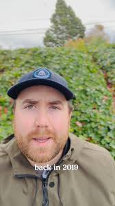 I found some time this week to sneak in a challah test. Increased overall  hydration, and now we're using a higher quality olive oil. Organic Edison  All-Purpose flour from Cairnspring Mills. I'm