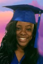 Gloria Swinton's Instagram, Twitter & Facebook