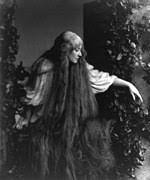 She attributes his anger to patriarchal conditioning. Long Hair Wikipedia