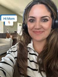 Robert Martindale's Instagram, Twitter & Facebook