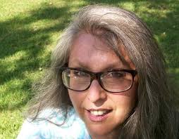 Jewelry Industry Writer Dies at Age 63