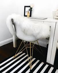 Elegant bedroom designed in black and white with gold accents and wooden floors. Luxury Inspo Gold Bedroom Decor White Gold Bedroom Black White And Gold Bedroom