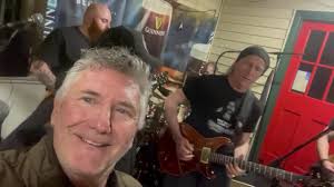 Singing with the road dogs