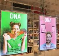 Real Estate Agent LED Window Displays|Digital Display|Poster ...