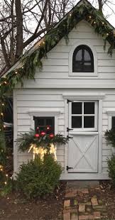 Our Christmas Showhouse Mit Bildern Weihnachtsgarten Weihnachtsdekoration Fur Draussen Weihnachten Im Freien