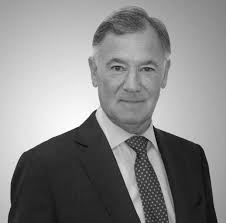 Robert Flohr's Instagram, Twitter & Facebook