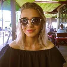 Ida Leal's Instagram, Twitter & Facebook