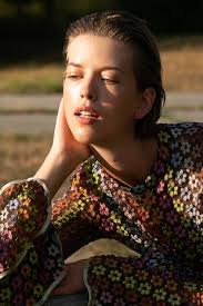 Splendide Model Jule Schmidt