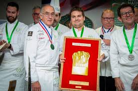 Florian Brzenczek Et Gautier Wilhelm Vainqueurs Respectifs Des Toques D Or Cuisine Et Patisserie France Le Chef