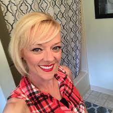 Lorraine Schaffer's Instagram, Twitter & Facebook