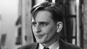 Pappan tillhörde en överklassfamilj, men han dog tidigt när. File Olof Palme 1957 Jpg Wikipedia