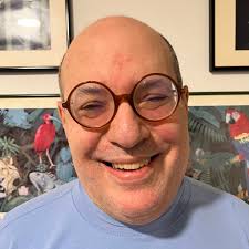 Is it safe to travel outside the US with a green card?