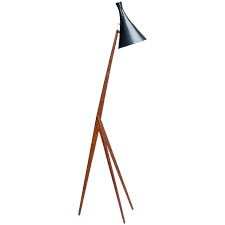 Praying Mantis Floor Lamp By Luxus Vittsjo Floor Lamp Lamp Floor Lamp Lighting