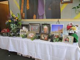 Kat Wrote This Was The Memorial Table At My Dad S Celebration Of Life On June 21 2014 Funeral Reception Funeral Memorial Celebration Of Life