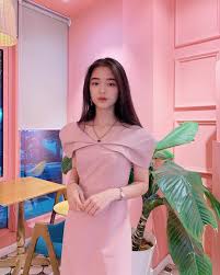 Ghim Tren Mai Ha Hoang Yến 3